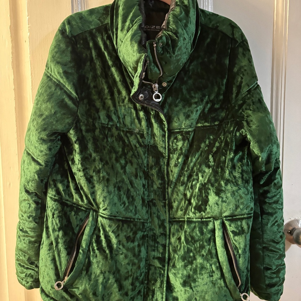 Noise green velvet coat/jacket